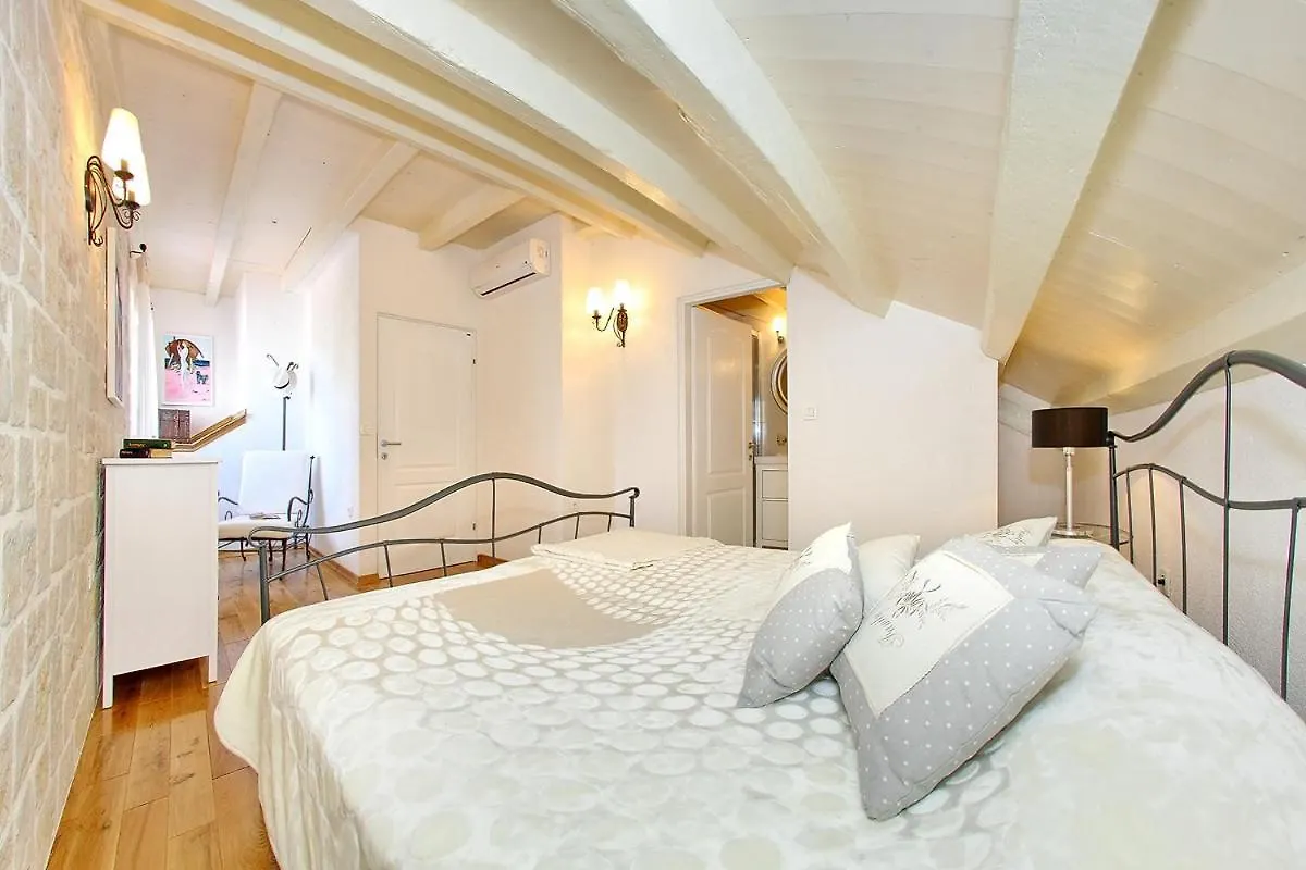 Villa Antisin Преко Хорватия